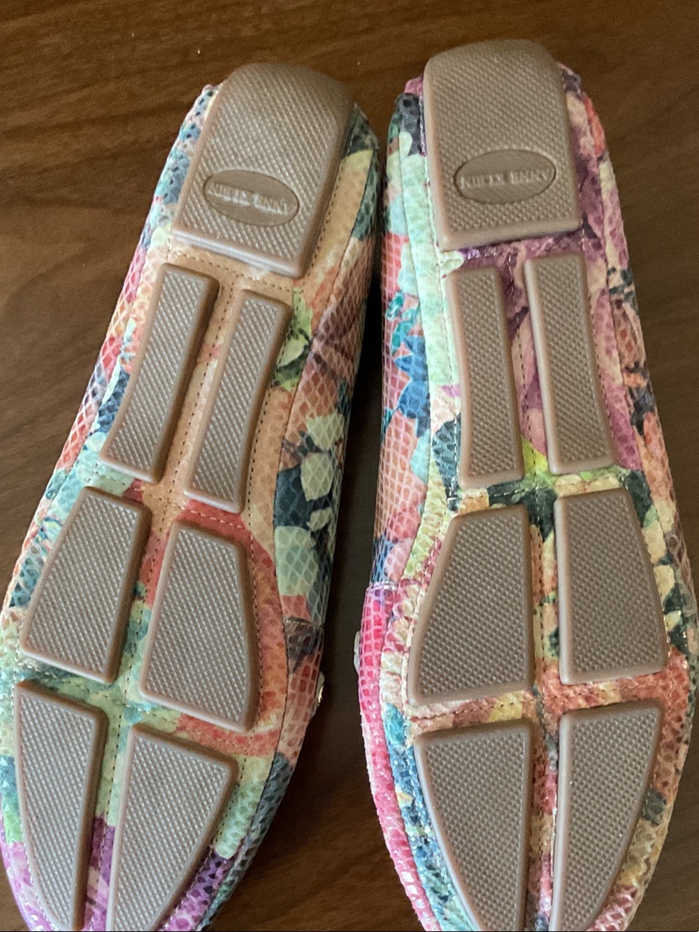 Anne Klein Pink Multicolor Leather Snake-Print Loafers with Gold Hardware - Picture 5 of 6